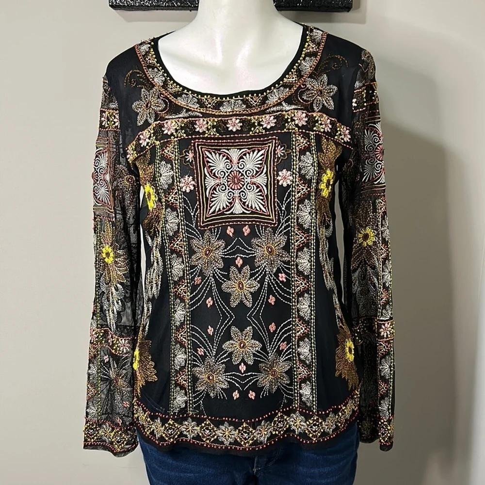 Sundance Beaded and Embroidered Floral Black Top Mesh Sleeve Shirt Sz S